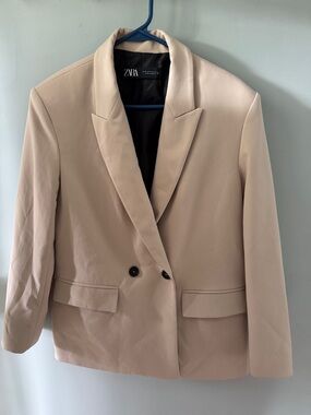 Zara Beige Double-Breasted Blazer